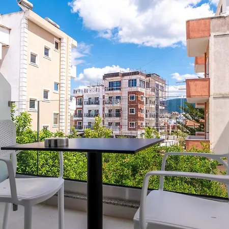 Margarita Apartment *