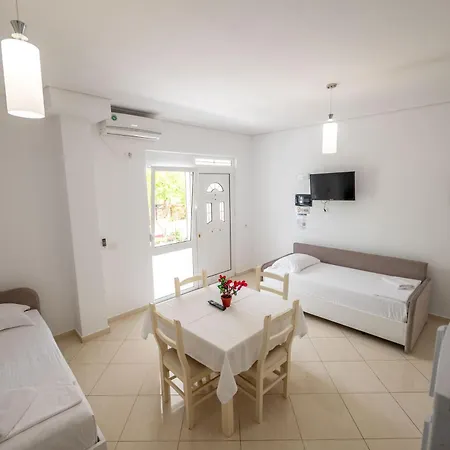 Margarita Apartment *
